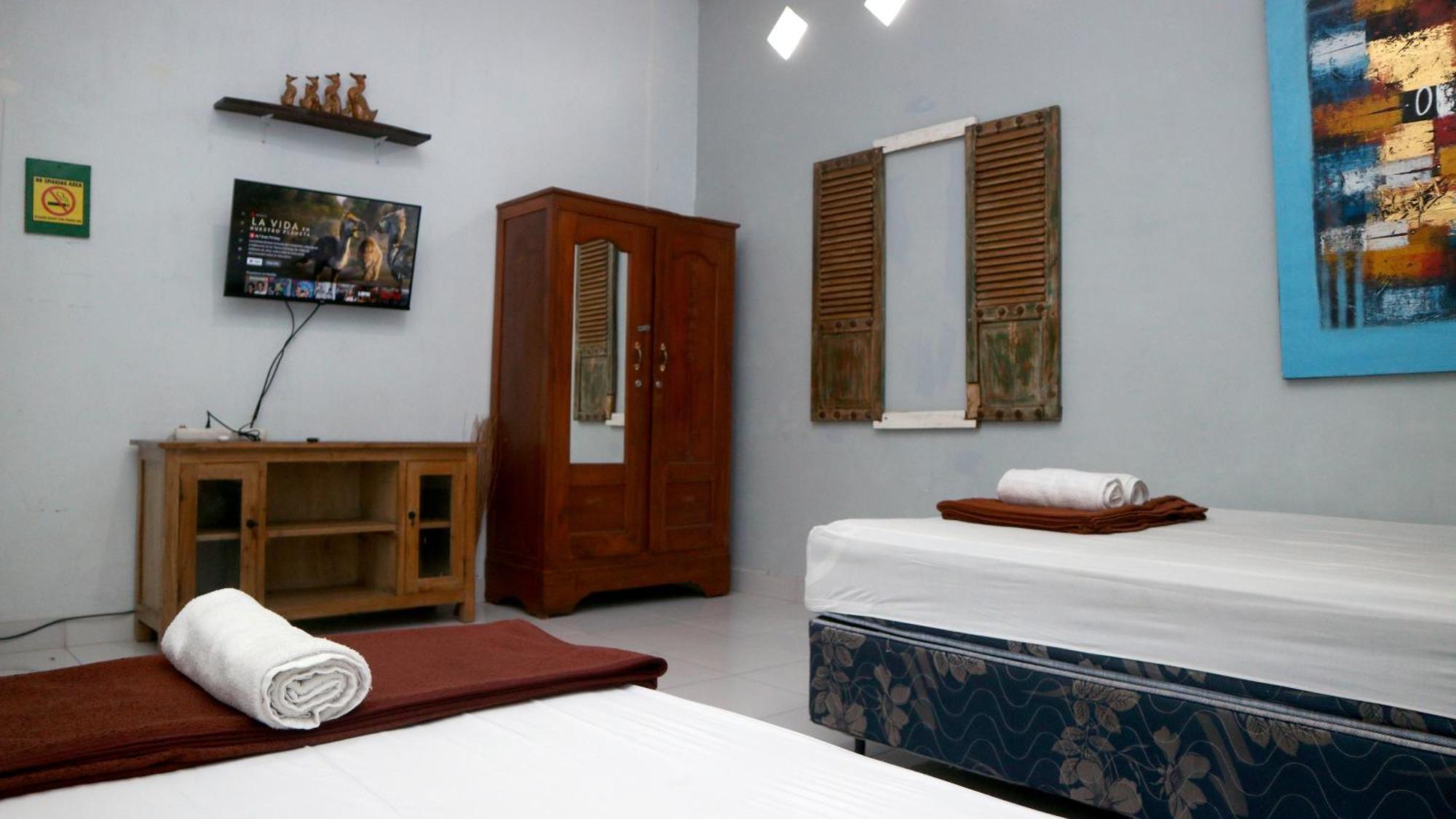 Budarno Homestay Kejayan Buitenkant foto